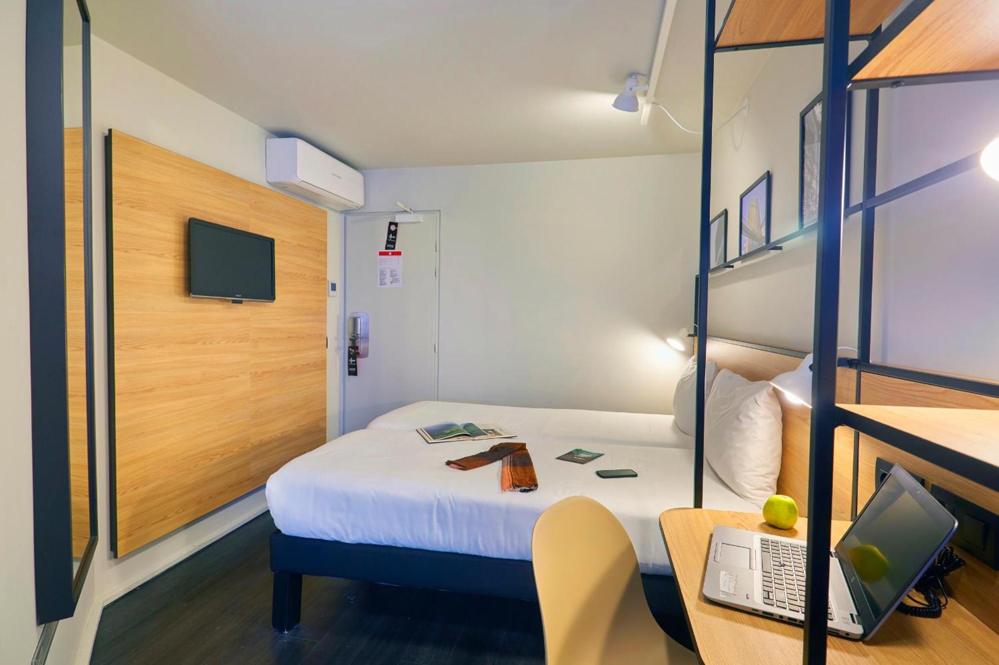 Ibis Lorient Centre Gare Hotell Exteriör bild