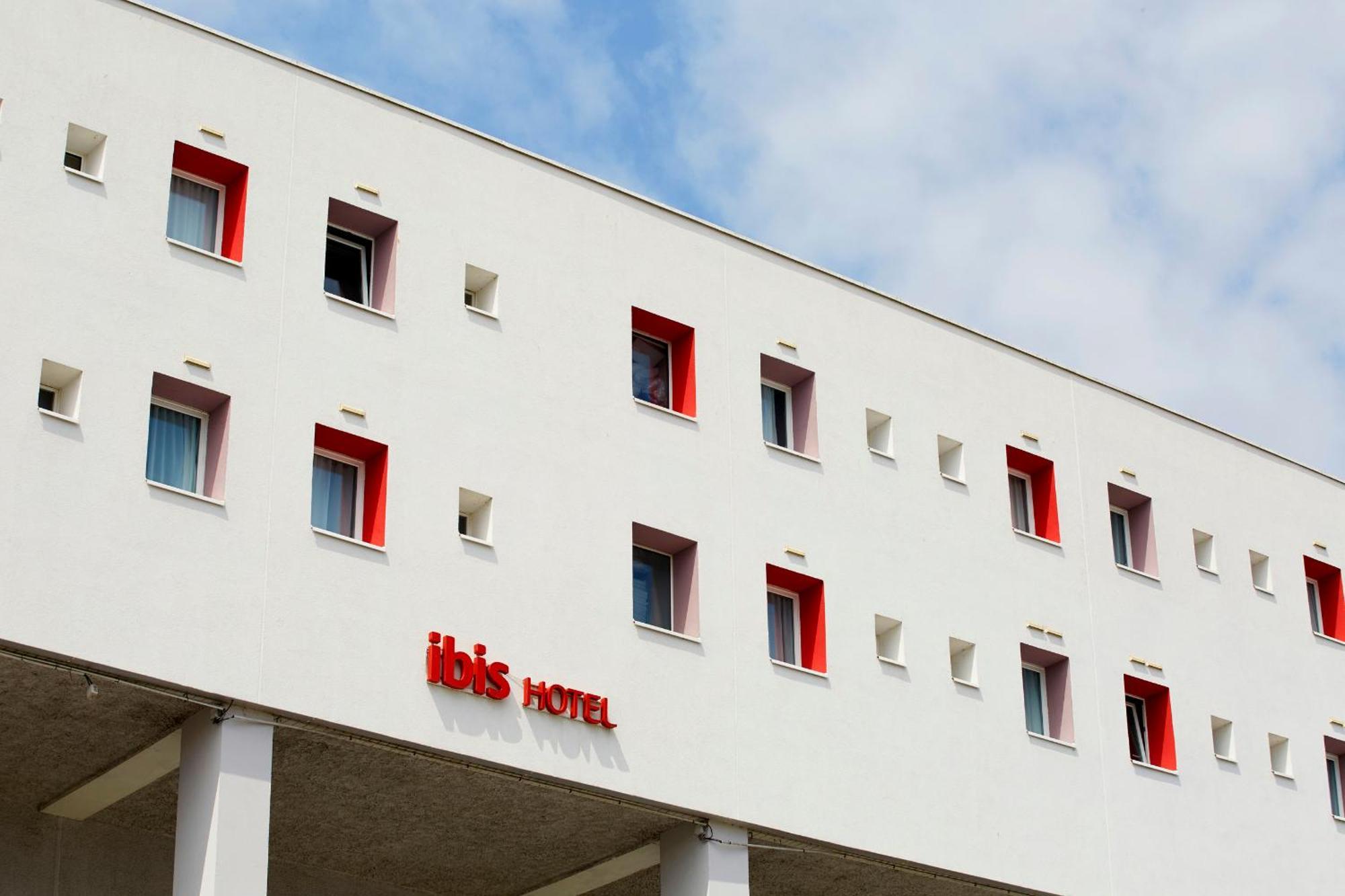 Ibis Lorient Centre Gare Hotell Exteriör bild