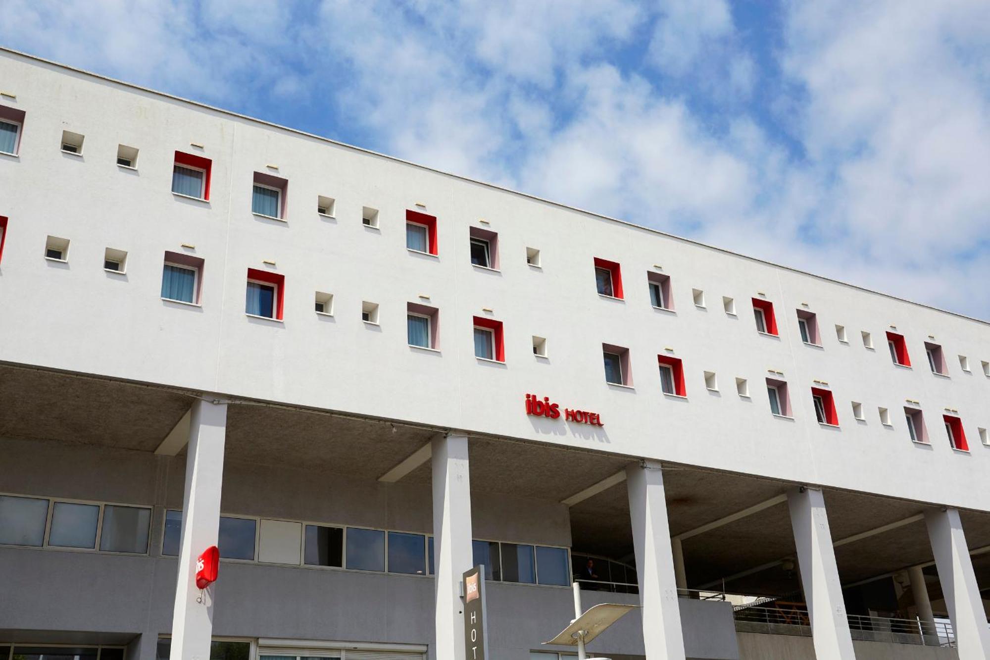 Ibis Lorient Centre Gare Hotell Exteriör bild